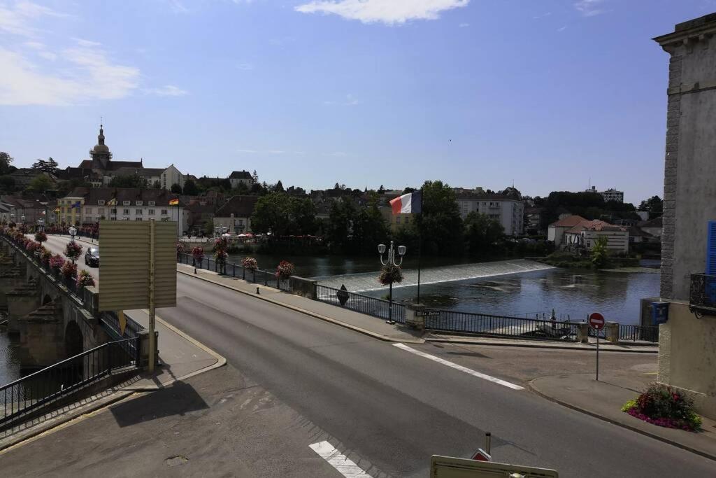 Gray Centre Ville Avec Vue Sur Saone エクステリア 写真