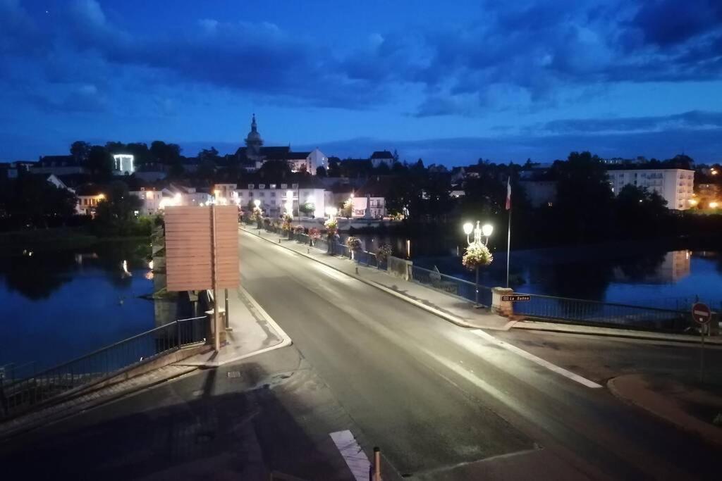 Gray Centre Ville Avec Vue Sur Saone エクステリア 写真